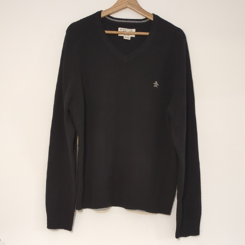 Original Penguin by Munsingwear Men's Black V-Neck Lambswool Sweater